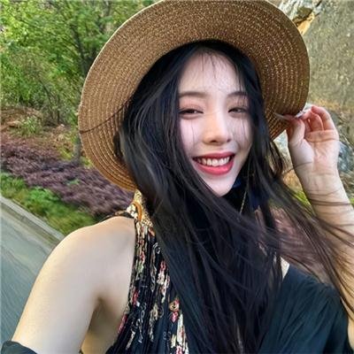 她不当女主很多年